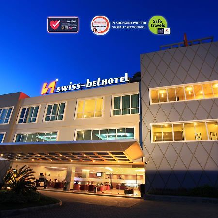 Swiss-Belhotel Kendari Bagian luar foto