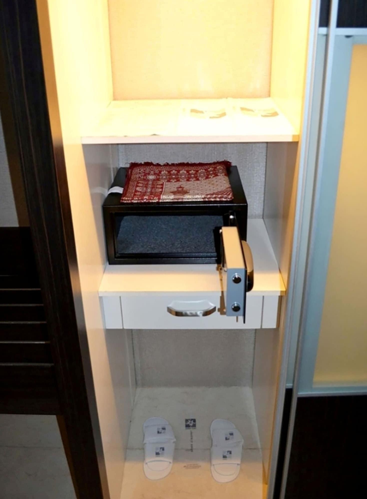 Swiss-Belhotel Kendari Bagian luar foto