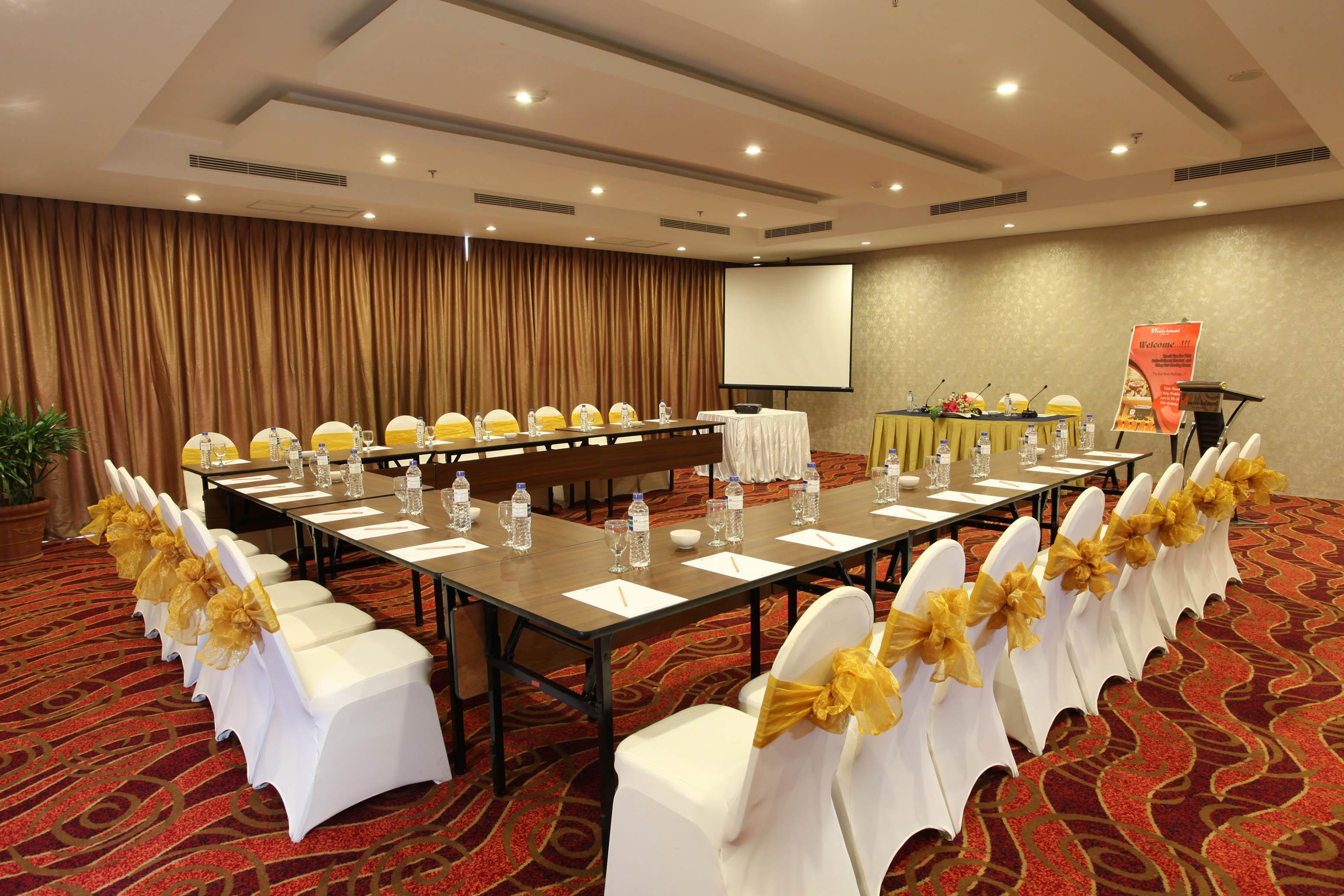 Swiss-Belhotel Kendari Bagian luar foto