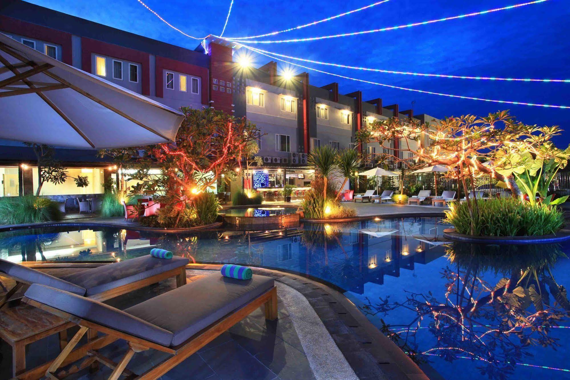 Swiss-Belhotel Kendari Bagian luar foto